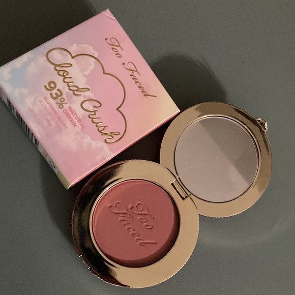 Too Faced Cloud Crush Blush - Picture 2 of 2